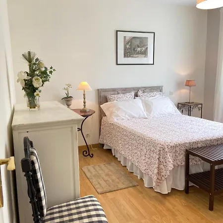 De 2 Attenantes Avec Sa Salle De Bain Et Wc Prive Attenant * Larroque-sur-l'Osse